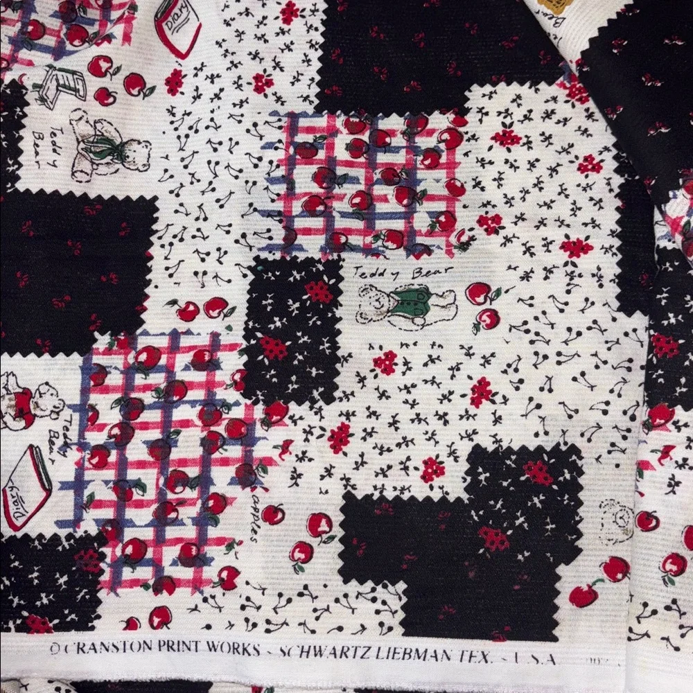Vintage Design Patchwork Teddy Bear Bedding Fabric, 6+ Yards 🧸 🍎